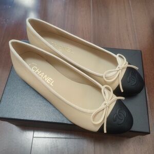 Chanel Women's Flats